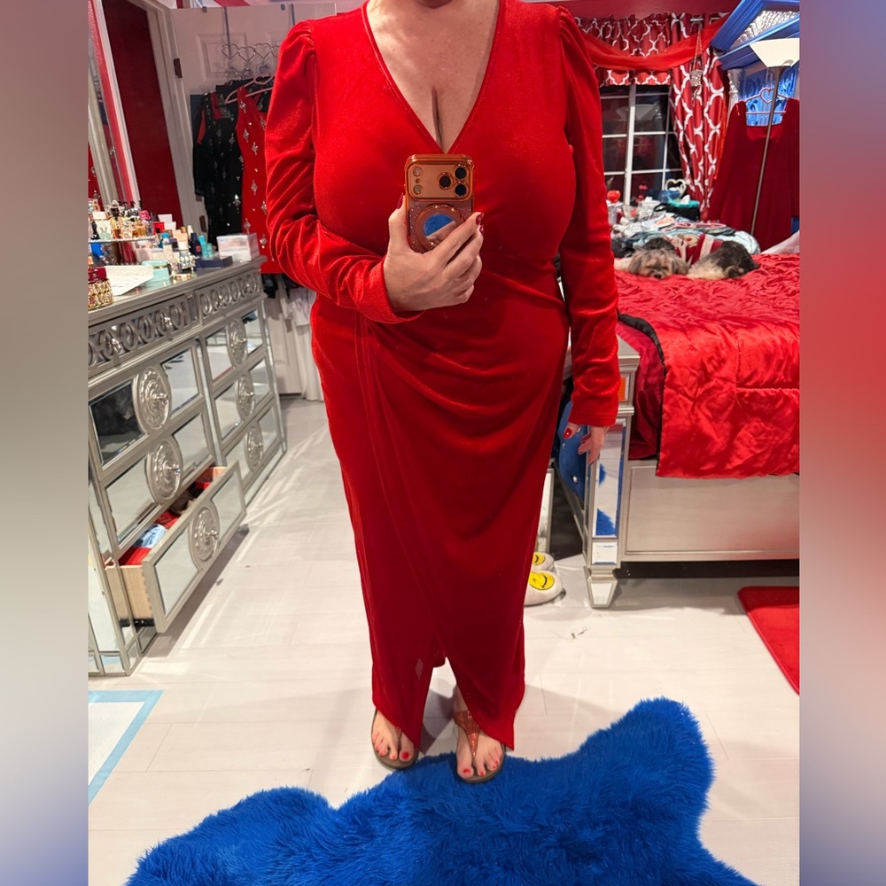 Elegant Red Long Sleeve Dress